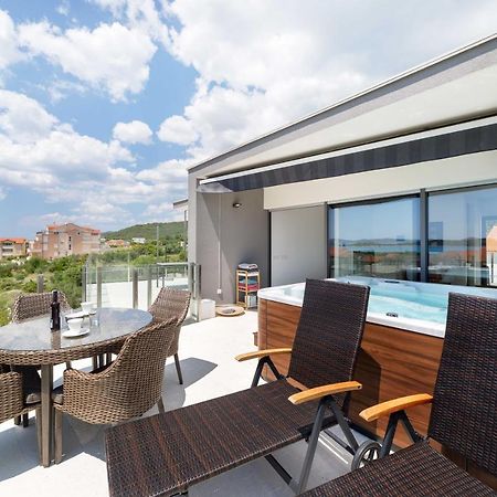Villa Aliara Jacuzzi Apartment Vodice Exterior foto